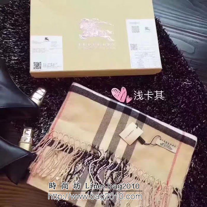 BURBERRY巴寶莉 2018秋冬新款 巴寶莉格子 暗馬提花絲絨圍巾 LLWJ6010
